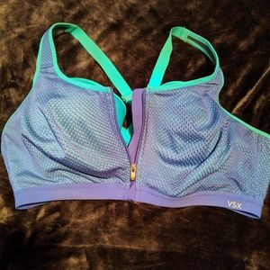 VictoriaSecret Sports Bra 38D